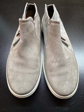 ECCO Women's Soft 7 Zip Bootie Warm Grey Size 9